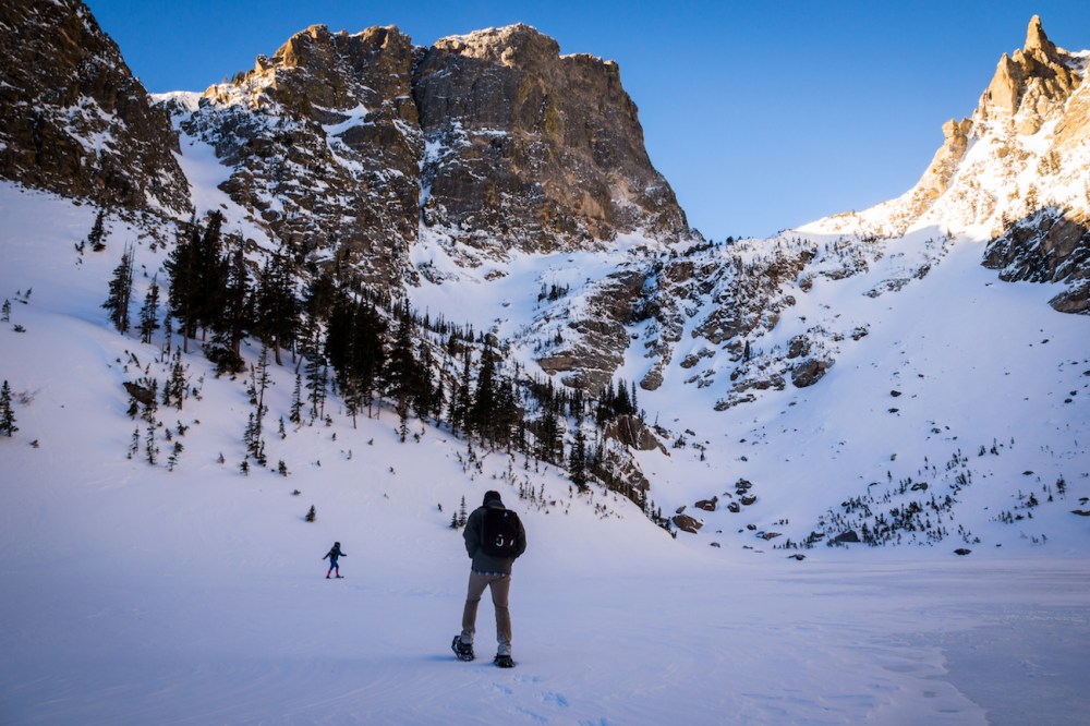 8-emerald-lake-snowshoe